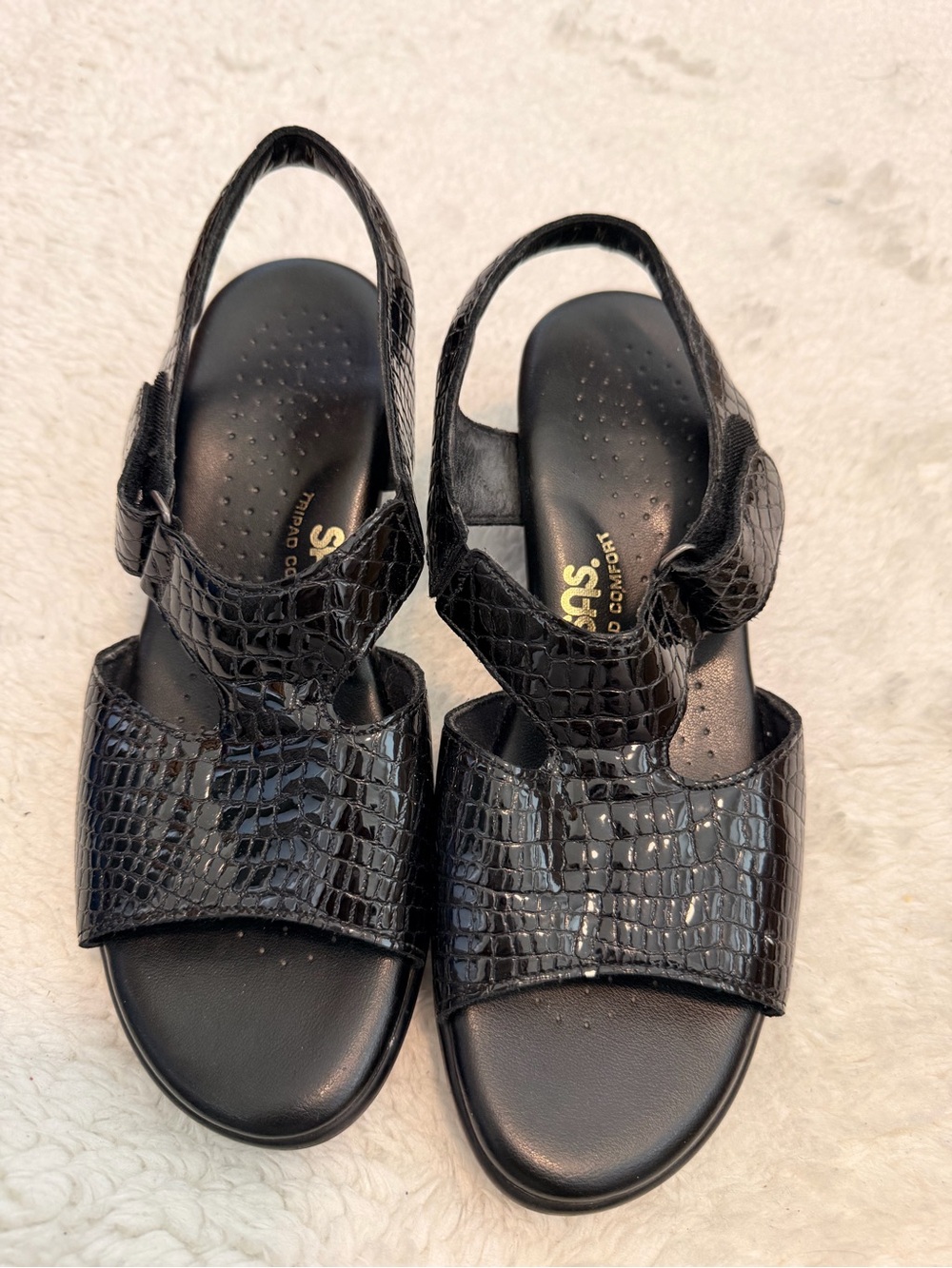 SAS Black Croc-Embossed Slingback Sandals